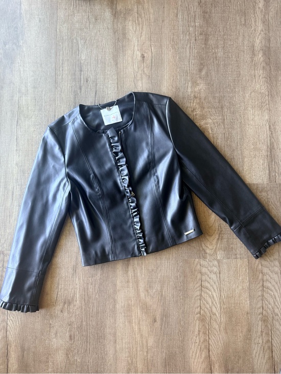Rino & Pelle Jackets & Blazers - Rino & Pelle Womens Black Faux Leather Ruffle-Trim Jacket